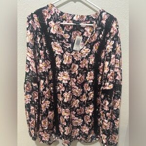 Torrid Floral Black and Pink Women's Top